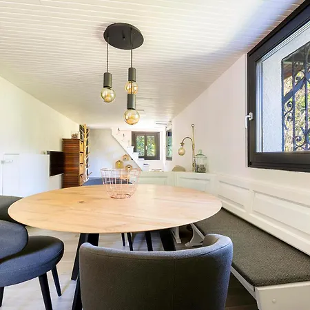 Casa de Férias Superb Monterosa Anzino