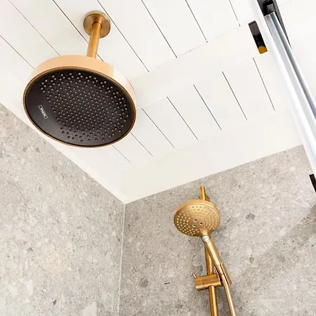 Superb Monterosa Anzino